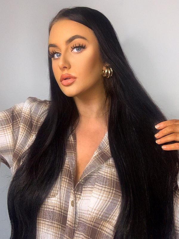 Cait wearing the 24" X-Treme Natural Black #1B